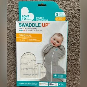 Love to dream arms up swaddle